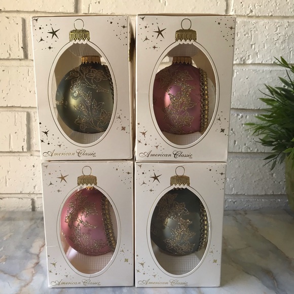 M.J. Hummell Christmas Ornaments Lot of 4 1998 Vintage Round Glass - Picture 2 of 10